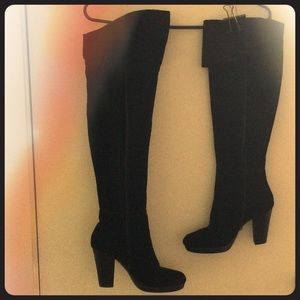 Nine West Over the knee black suede boot